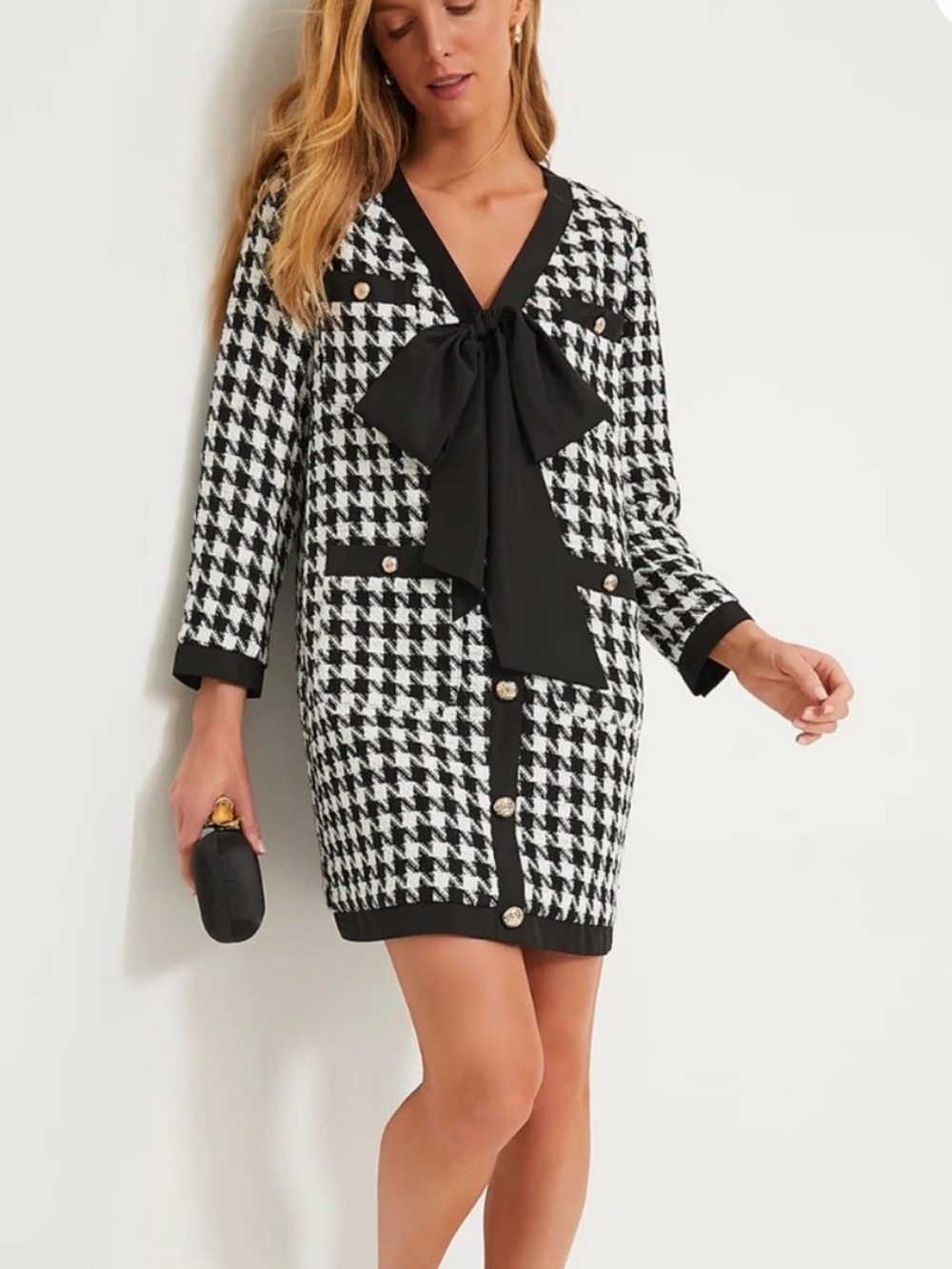 Tuckernuck Bow-Tie Houndstooth Knit Dress - Black & White